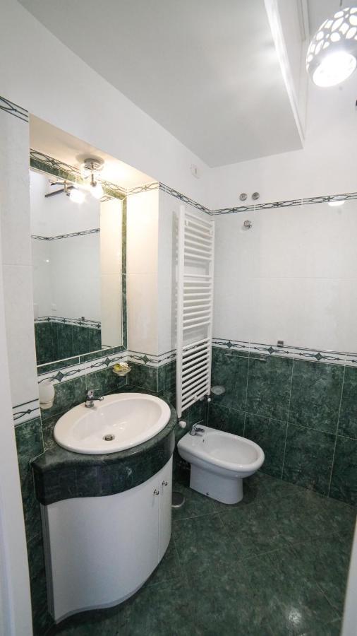 Mira Vico Apartments 비코에쿠엔세 외부 사진